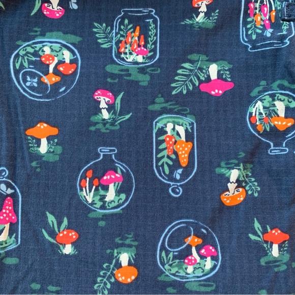 NWT Duluth Heirloom Gardening Lined Bib Overalls Mushroom Terrarium XL x31”L - Picture 6 of 12